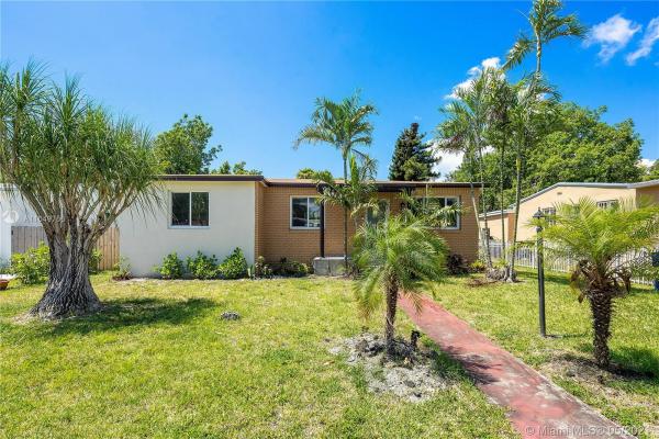 Jillshar Darrylcar, 920 NE 155th St, North Miami Beach, Florida 33162, image 2
