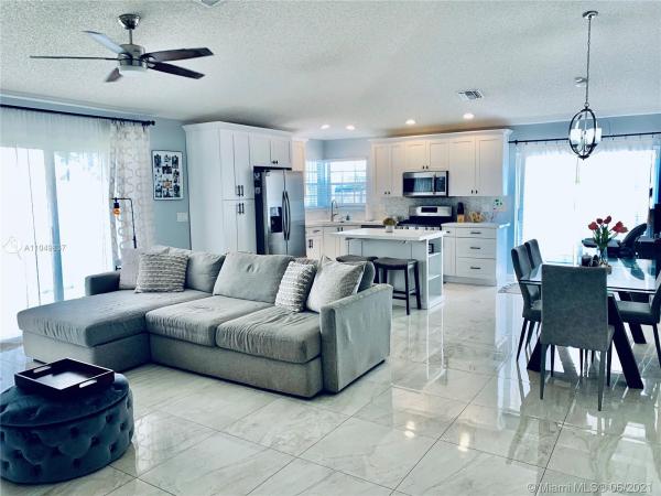 Sawgrass Plantation, 13429 NW 5th Ct, Plantation, Florida 33325, image 2