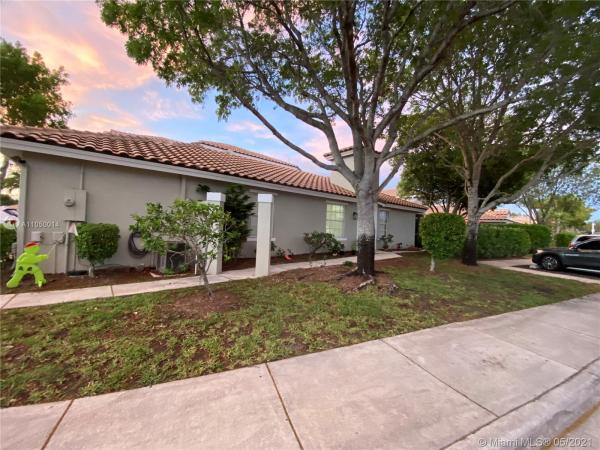 Addison Court At Wyndham Lakes, Coral Springs, Florida 33076, image 3