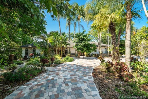 Plantation Acres, 11821 NW 5th St, Plantation, Florida 33325, image 2