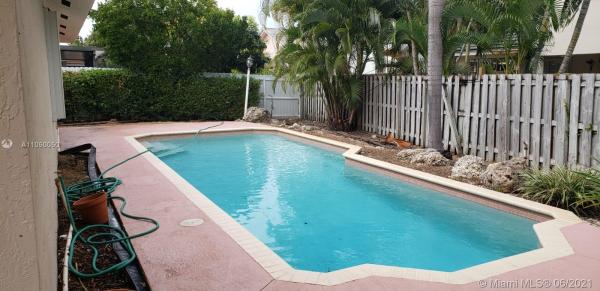 Century Star, 20223 SW 85th Pl, Cutler Bay, Florida 33189, image 2