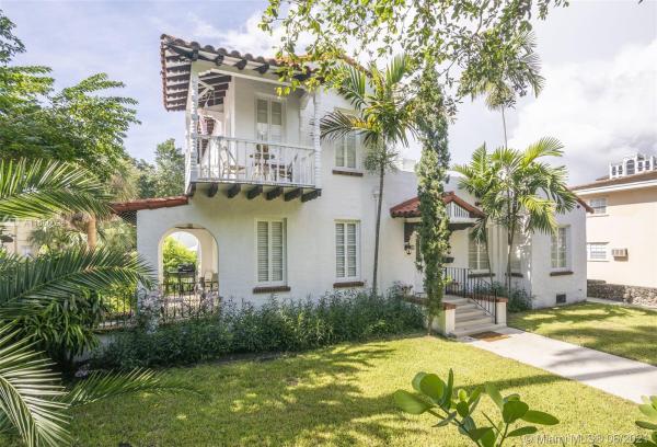 Douglas, 36 Phoenetia Ave, Coral Gables, Florida 33134, image 2