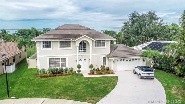 Shenandoah, 711 Amherst Ave, Davie, Florida 33325, image 2
