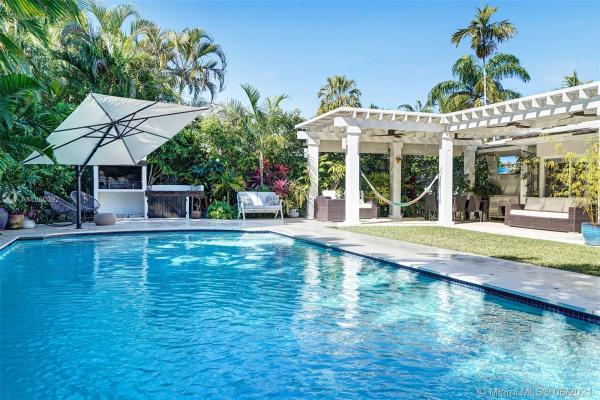 Riviera, 416 Luenga Ave, Coral Gables, Florida 33146, image 2