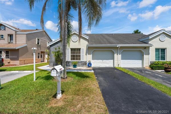 Scarborough, 1100 SW 110th Ln, Davie, Florida 33324, image 2