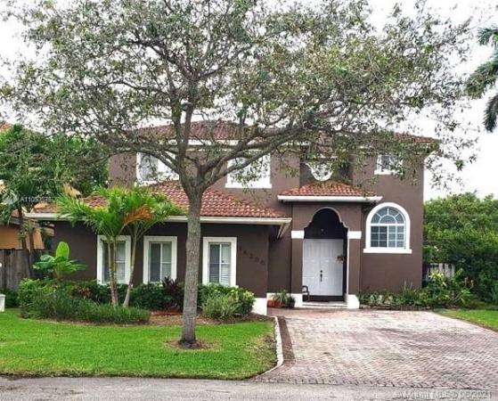 Karenero Falls, 16200 SW 91st Ct, Palmetto Bay, Florida 33157, image 2