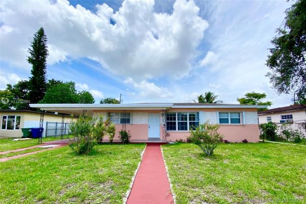 Pleasant Village, 780 NE 163rd St, North Miami Beach, Florida 33162, image 2