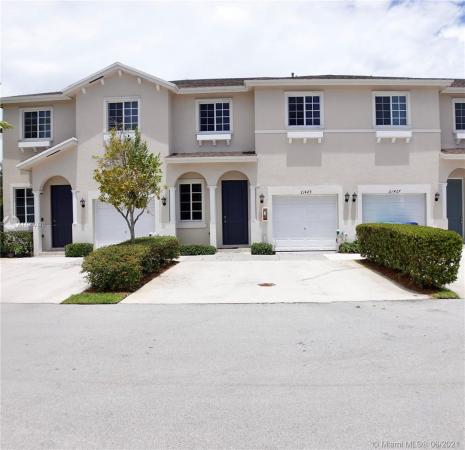 Walden Townhomes, 21429 NW 14th Ave #21429, Miami Gardens, Florida 33169, image 2