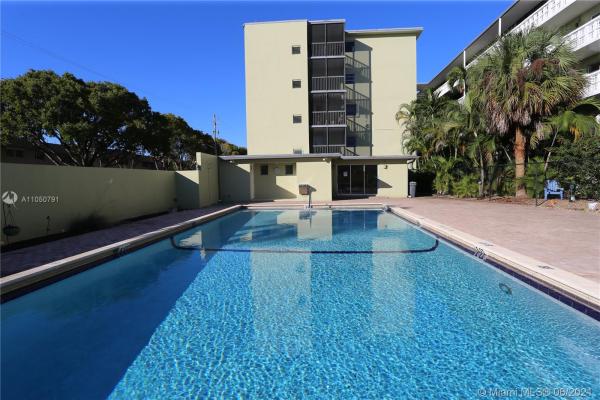 Santa Monica, 1425 Arthur St #204A, Hollywood, Florida 33020, image 2
