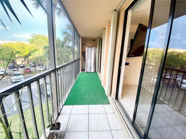 Horizons West, 8700 SW 133rd Avenue Rd #324, Kendale Lakes, Florida 33183, image 1
