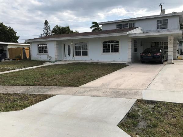 Lake Osborne Estates, 1405 Tahoe Ct, Lake Worth, Florida 33461, image 1
