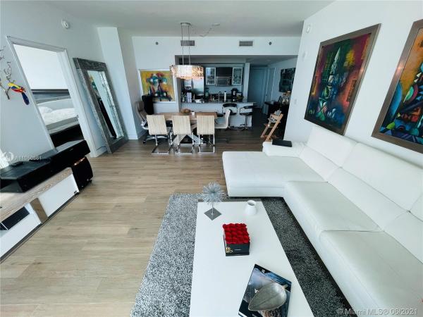 The Plaza On Brickell East, 950 Brickell Bay Dr #2511, Miami, Florida 33131, image 2