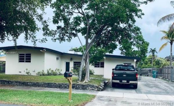 Cutler Ridge, 20620 Island Rd, Cutler Bay, Florida 33189, image 2
