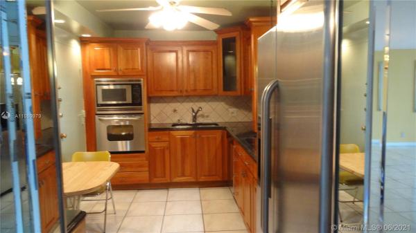 3800 S Ocean Dr #416, Hallandale Beach, Florida 33019, image 2
