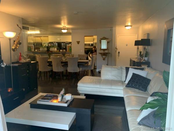 Ramblewood, 13701 Kendale Lakes Cir #B-111, Kendale Lakes, Florida 33183, image 2