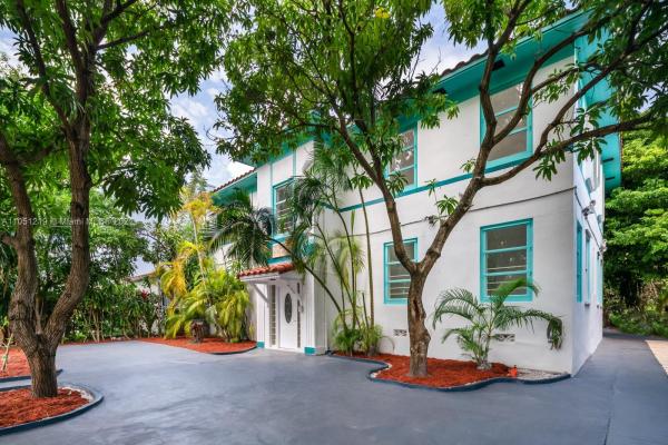 Lenox Manor, 925 Lenox Ave, Miami Beach, Florida 33139, image 1