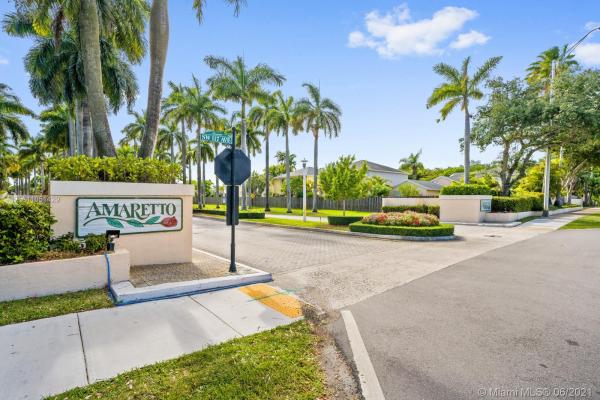Amaretto, 10133 SW 117th Ct, Kendall, Florida 33186, image 2