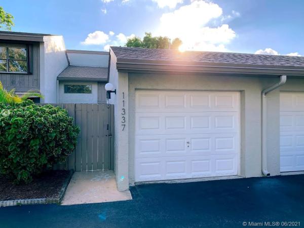 Sabal Chase, 11337 SW 111th St #11337, Kendall, Florida 33176, image 2
