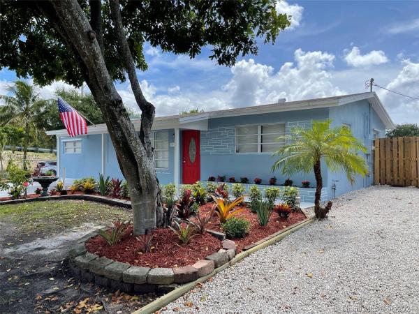 Sunshine Park Estates, 2431 N 62nd Ave, Hollywood, Florida 33024, image 2