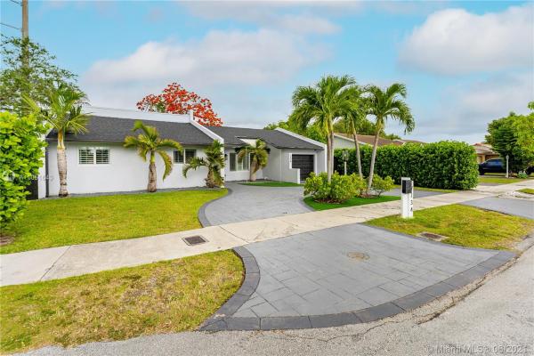 Sunset Gardens, 7134 SW 93rd Ct, Sunset, Florida 33173, image 2