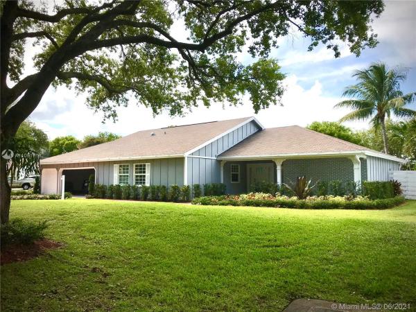 Robin's Run West, 15111 SW 145th St, Country Walk, Florida 33196, image 2