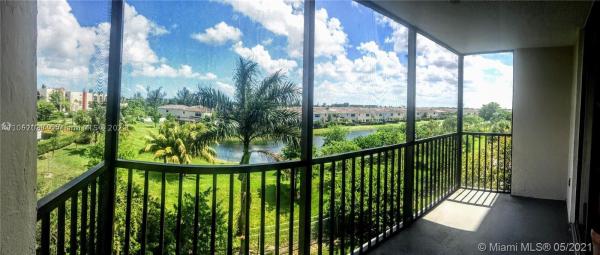 Chantilly, 900 NE 195th St #416, Ives Estates, Florida 33179, image 1