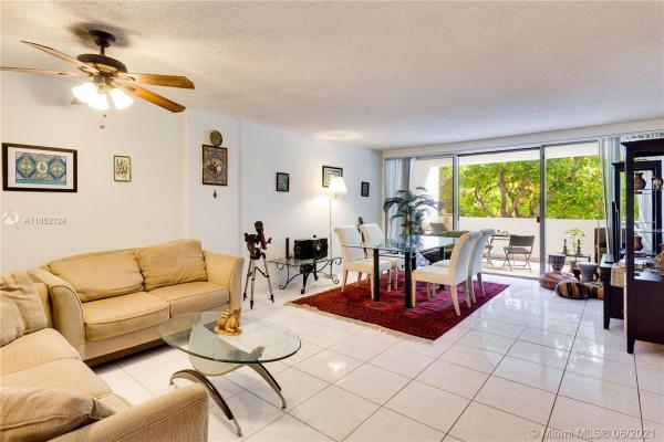 Commodore Club West, 155 Ocean Lane Dr #203, Key Biscayne, Florida 33149, image 2