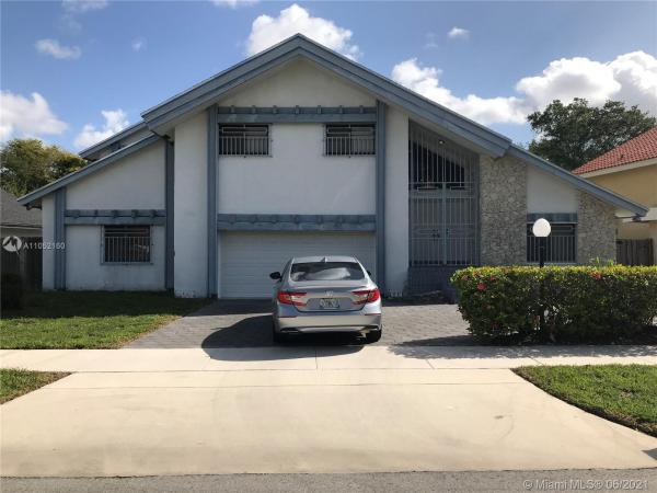 Shores Lindgren, 13525 SW 119th St, The Crossings, Florida 33186, image 2