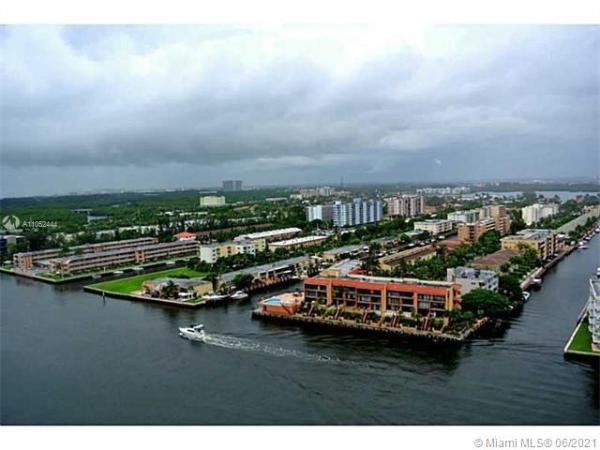Winston Towers 700, 290 174th St #604, Sunny Isles Beach, Florida 33160, image 2