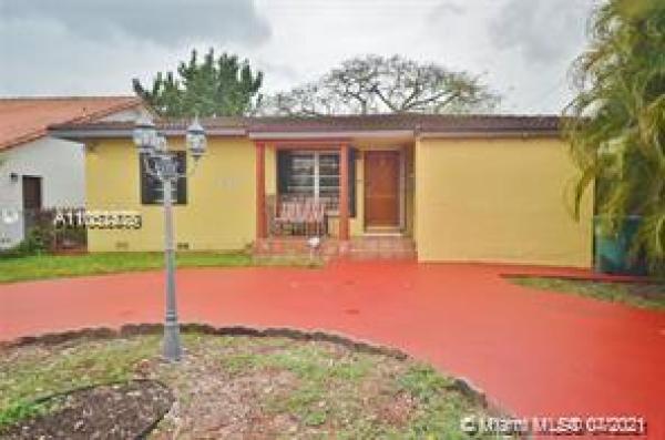 4270 SW 12th St, Unincorporated Dade County, Florida 33134, image 2