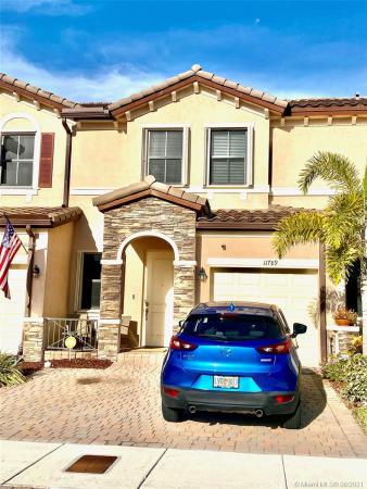 Gardens By The Hammocks, 11789 SW 150th Pl #11789, The Hammocks, Florida 33196, image 2