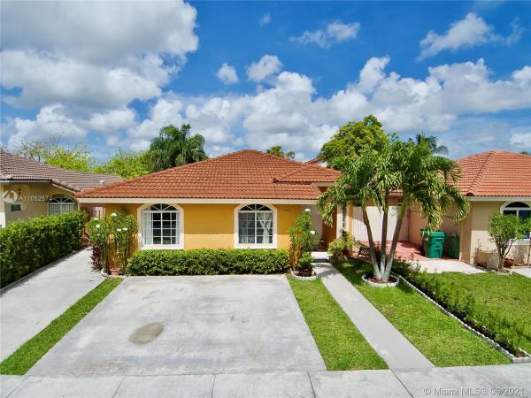 Roger Homes, 15485 SW 138th Ave, Richmond West, Florida 33177, image 2