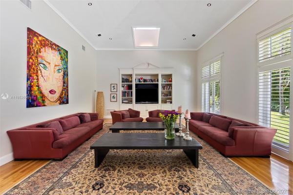 Sunset Acre Estates, 7300 Capilla Ct, Coral Gables, Florida 33143, image 2