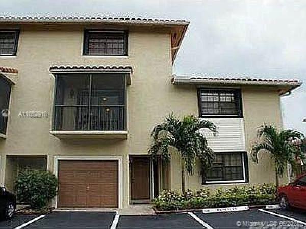 Banyan Tree, 9846 Hammocks Blvd #107, The Hammocks, Florida 33196, image 2