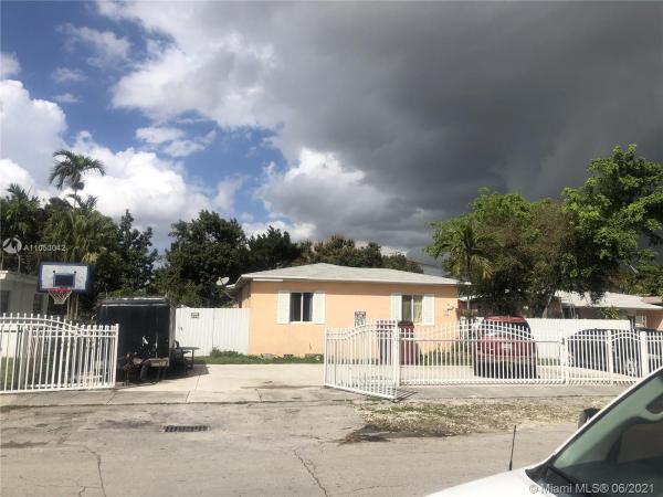139-141 NW 118th St, Unincorporated Dade County, Florida 33168, image 2