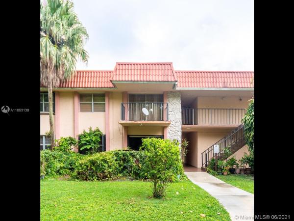 Kendallwood Villas, 10447 SW 108th Ave #266, Kendall, Florida 33176, image 2