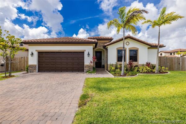 Kingman Commons, 2362 SE 1st Ln, Homestead, Florida 33033, image 2