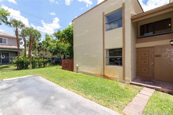 Missionwood At Miramar, 2917 E Missionwood Ln #C-II, Miramar, Florida 33025, image 2