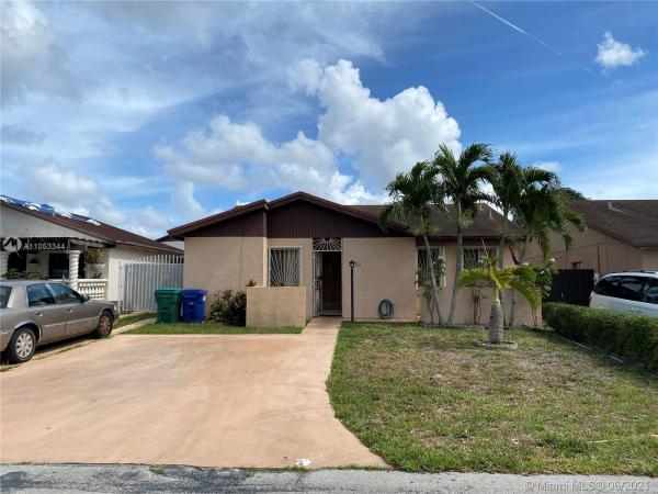 Lakes Of Acadia, 5416 NW 197th Ln, Miami Gardens, Florida 33055, image 2