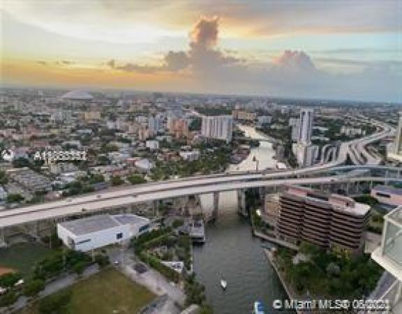 Latitude On The River, 185 SW 7th St #2902, Miami, Florida 33130, image 2