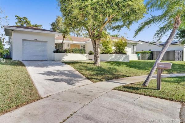 Old Cutler Common, 21414 SW 98th Ct, Cutler Bay, Florida 33189, image 2