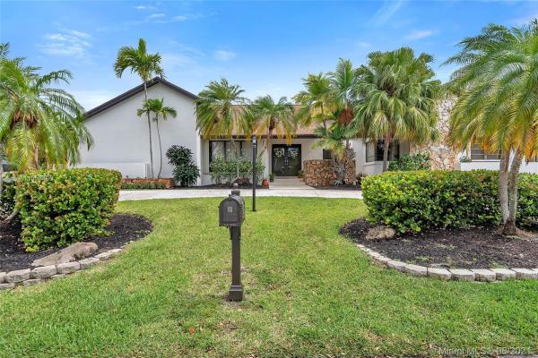 Briarwood Estates, 7925 SW 173rd Ter, Palmetto Bay, Florida 33157, image 2