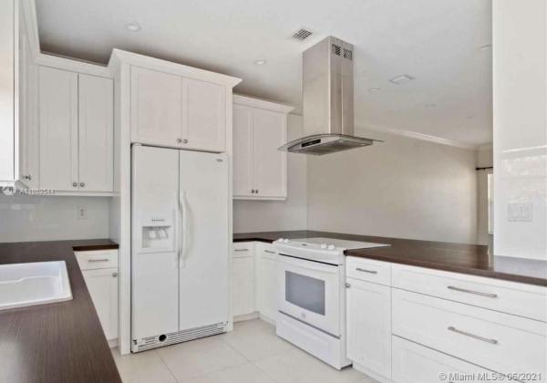 The Waterways At Isles Of Bayshore, 22160 SW 93rd Pl #22160, Cutler Bay, Florida 33190, image 2
