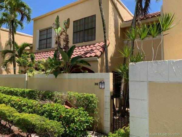 Mariner Village Townhouses, Aventura, Florida 33180, image 2
