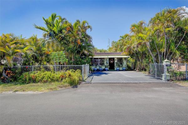 Fulford By The Sea, 1440 NE 183rd St, North Miami Beach, Florida 33179, image 2