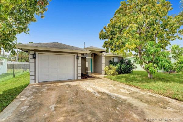 Riviera Heights, 1655 W 9th St, Riviera Beach, Florida 33404, image 2