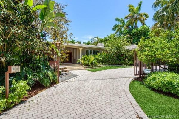 Utopia, 4095 El Prado Blvd, Miami, Florida 33133, image 2