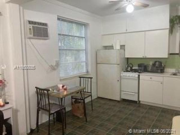 Ocean Terrace, 123 3rd St #1, Miami Beach, Florida 33139, image 2