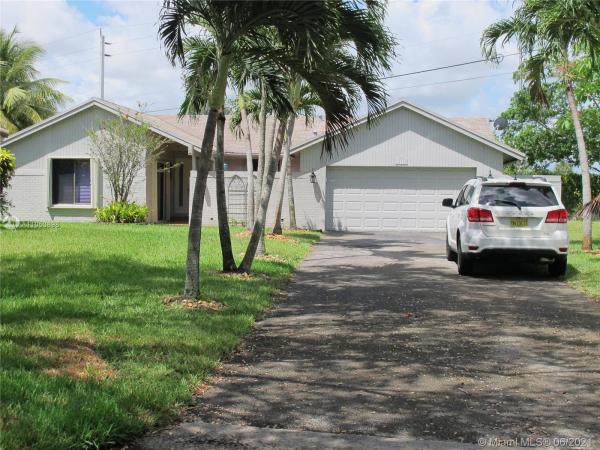 Stonebridge, 12302 Paseo Way, Cooper City, Florida 33026, image 2