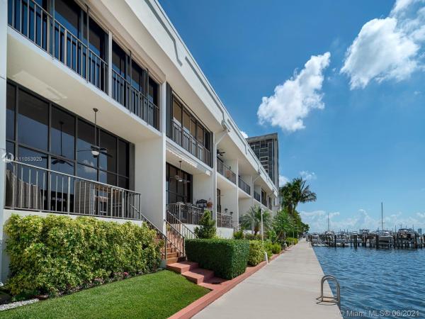 Brickell Place, 1915 Brickell Ave #TH19, Miami, Florida 33129, image 2